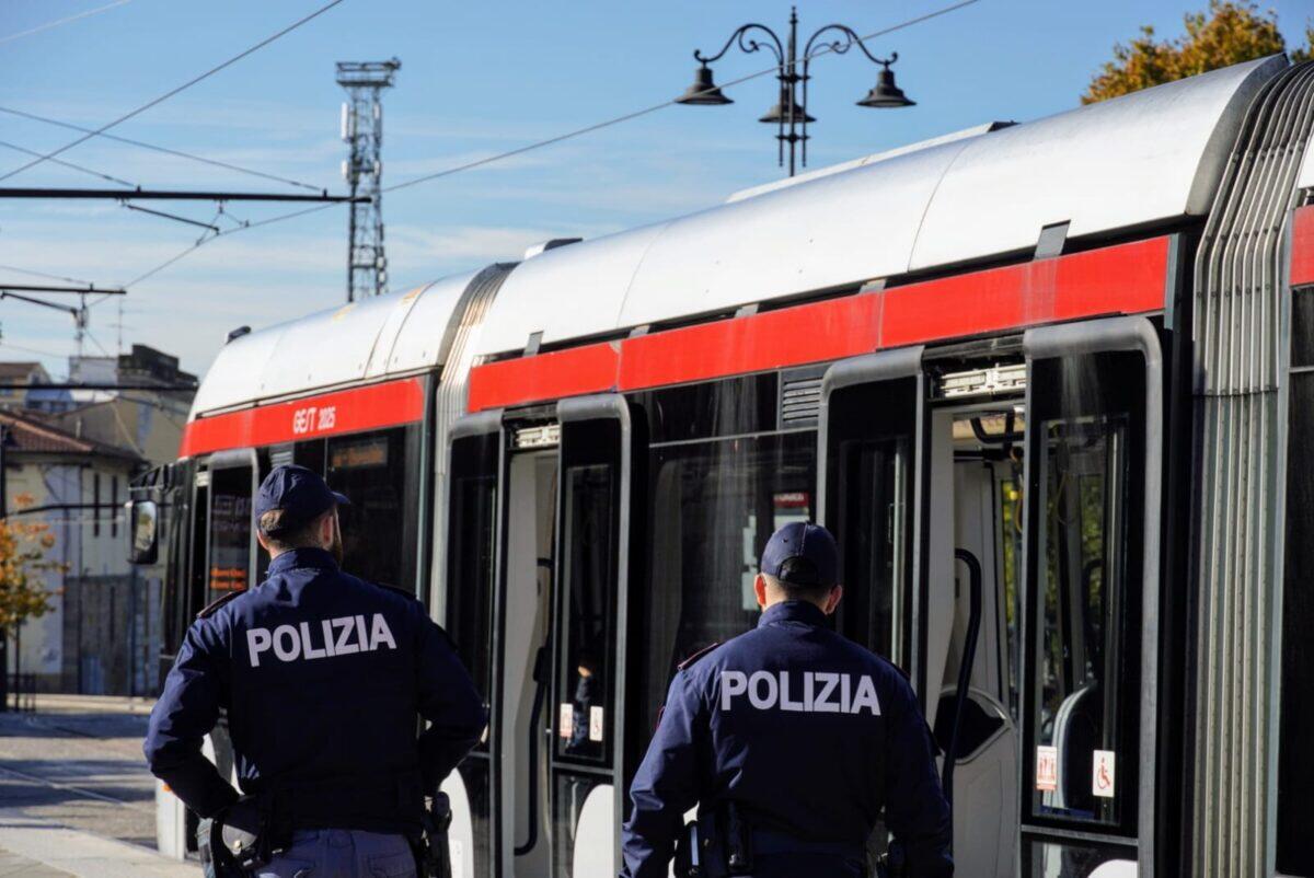 Scontri tra tifosi a Firenze | La Polizia emette 11 Daspo e i tifosi fiorentini si scagliano contro la decisione!