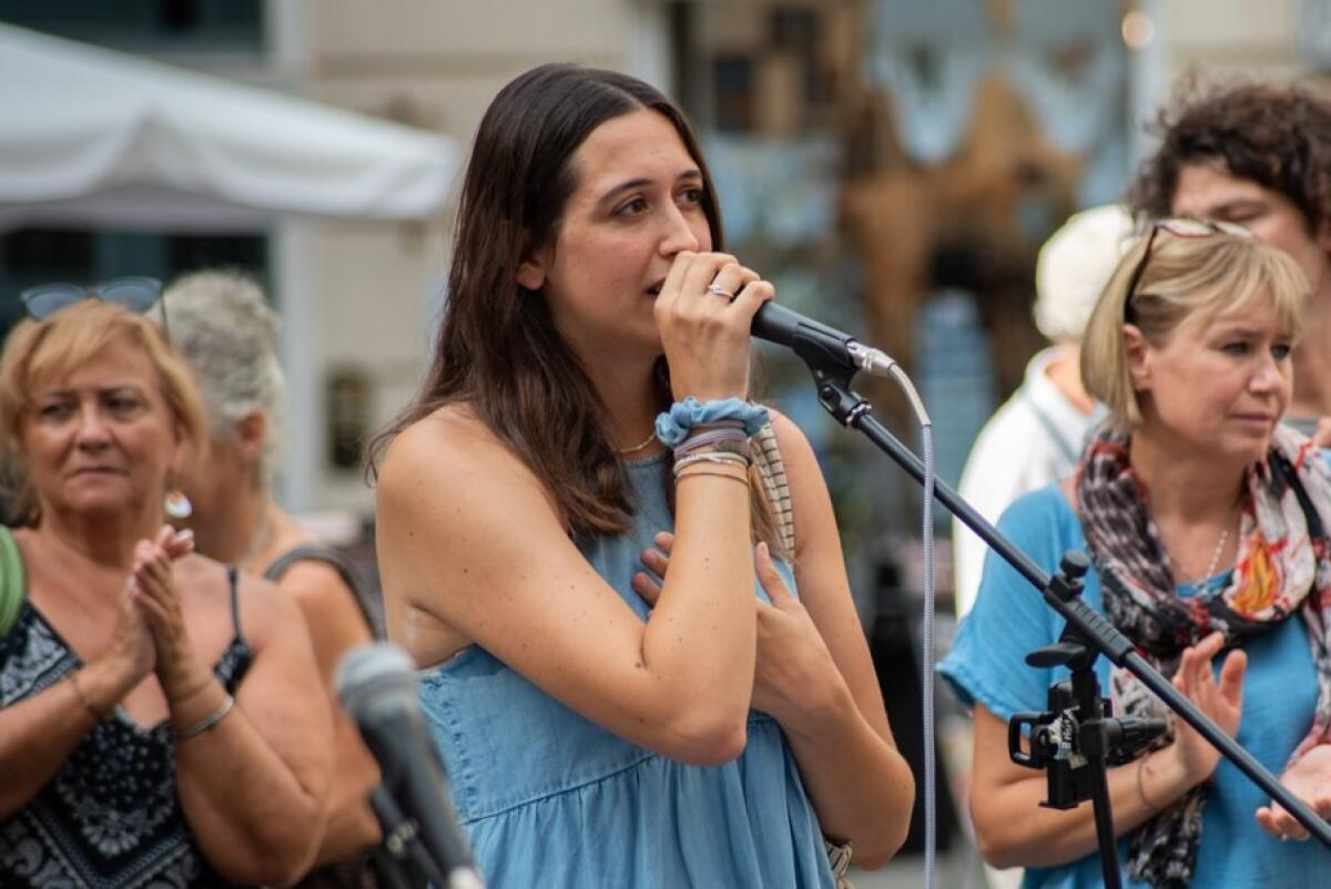 Un racconto scioccante in Consiglio: la vergogna di una vittima di 12 anni | Ecco perché ora la procura deve intervenire! - 