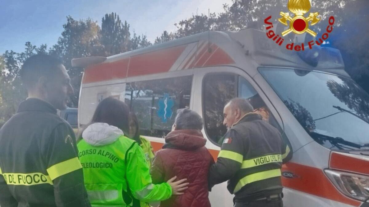 Escursionista in pericolo sull’Etna con gamba fratturata: intervento dei soccorritori - 