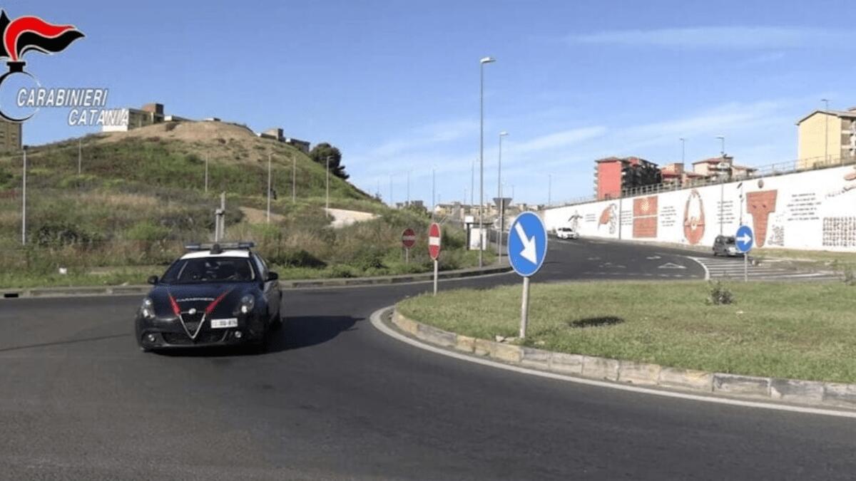 Residente danneggia la “Porta della bellezza” di Librino per rubare rame   - 