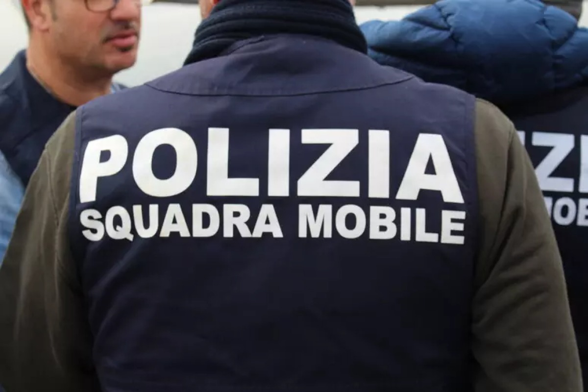 Omicidio camuffato, corpo scoperto in casa: ecco chi è l’improbabile omicida 