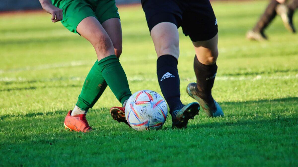 Calcio fermo nel Lazio | È ora di fermare la violenza sugli arbitri? - 