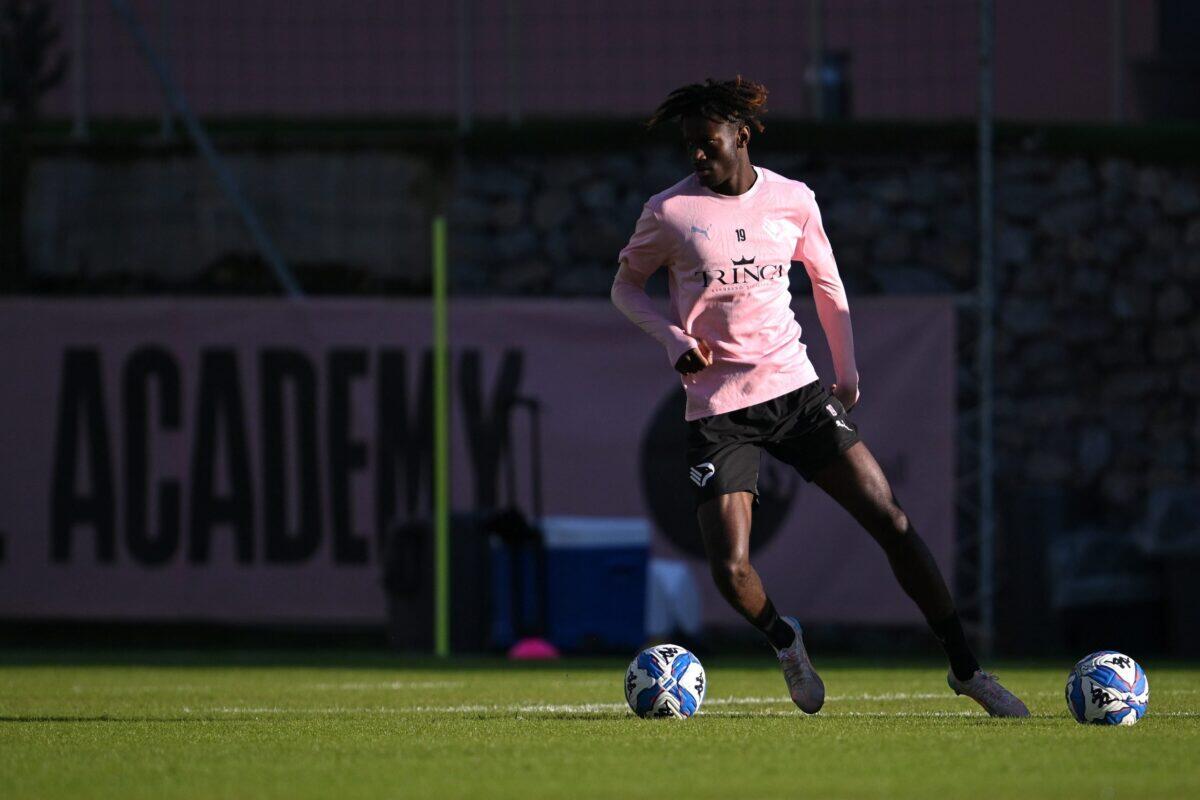 Palermo FC sorprende con un allenamento inedito | Cosa nasconde davvero la preparazione per il Sassuolo?