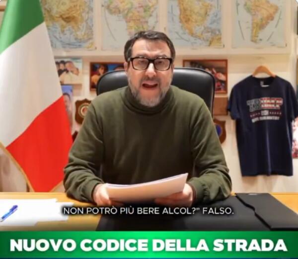 Matteo Salvini spiega il nuovo Codice della Strada [VIDEO]