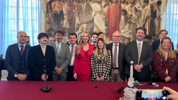 Capodanno a Catania: incontro al Municipio [VIDEO]