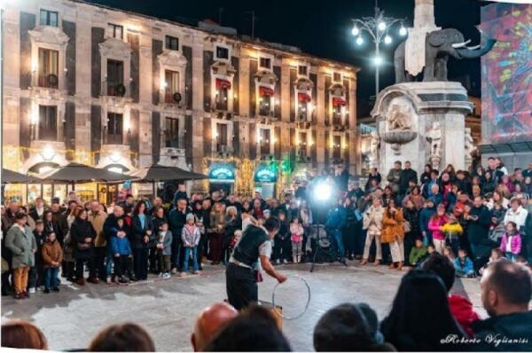 Catania si accende con 60 eventi straordinari | Scopri perché il Comune di Catania è la vera capitale del Natale!