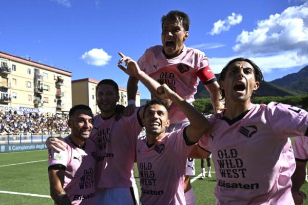 Palermo FC sorprende tutti con una formazione inaspettata | I tifosi si chiedono: cosa sta succedendo davvero?