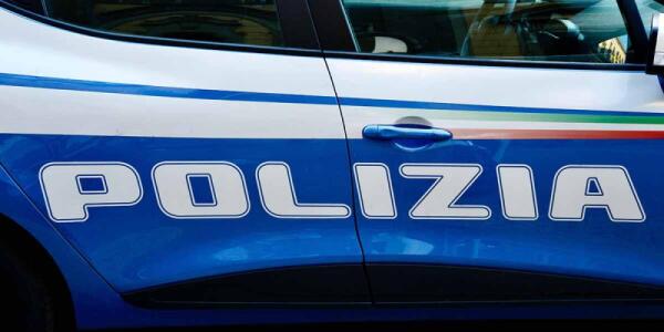 Scoperto un fucile nascosto! | Ecco cosa non immagini sulla Polizia di Messina durante le festività