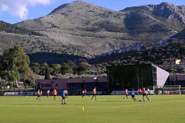 Palermo FC sorprende con un allenamento innovativo | Scopri i segreti della nuova strategia di Dionisi!