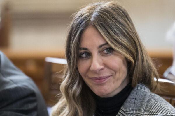 Francesca Fagnani svela il segreto del suo successo giovanile | Ma quanto ci scandalizza il suo "senza pudore"?