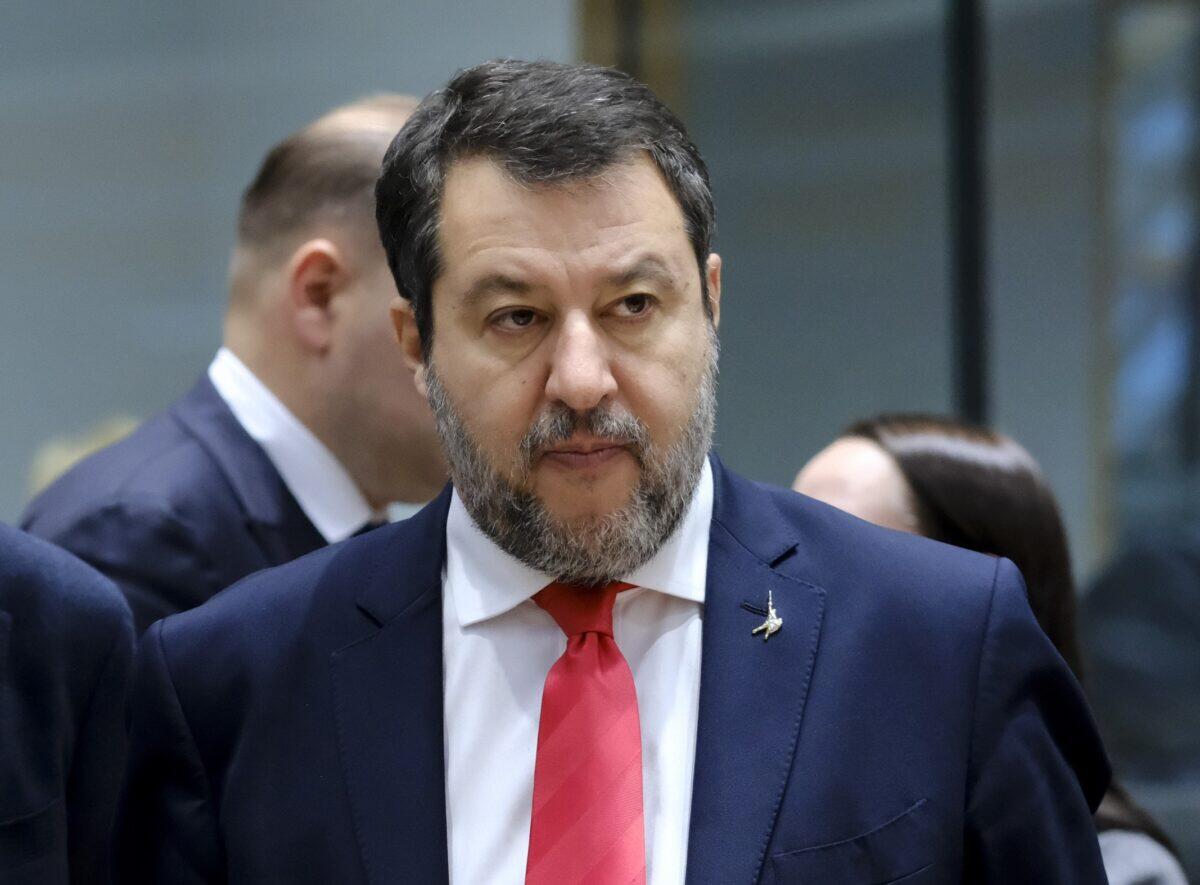 Salvini a un passo dalla condanna | Politici in guerra: giustizia o vendetta?