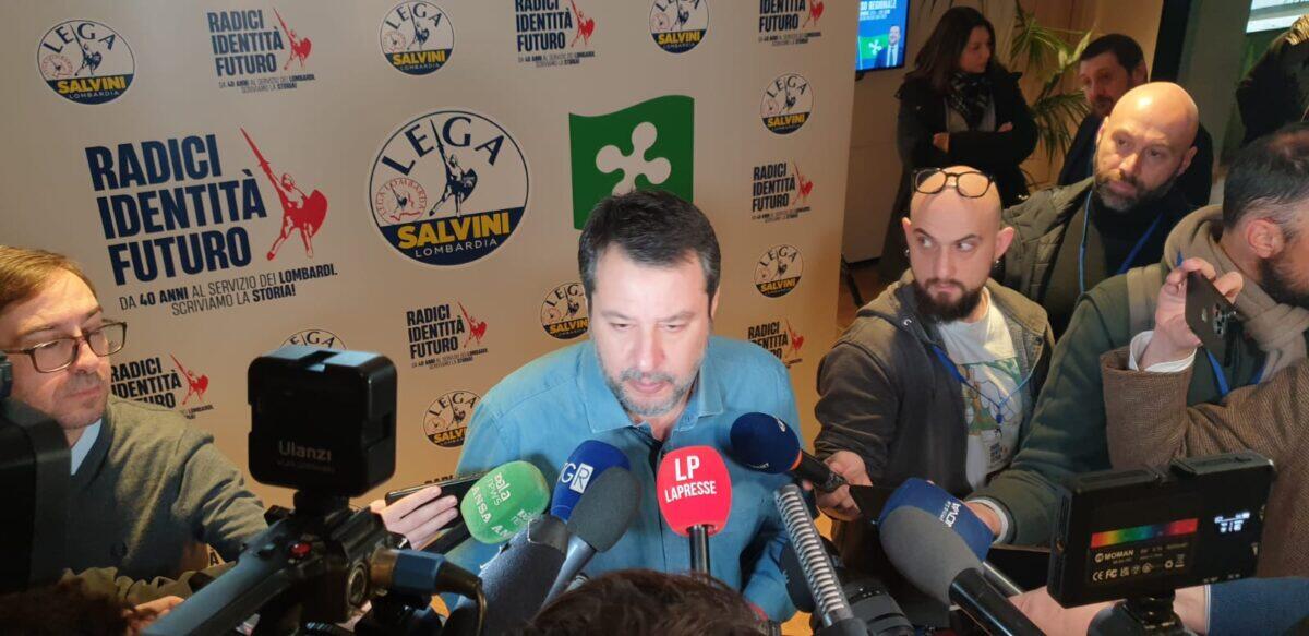 Salvini difende il codice della strada contro Vasco Rossi | Ecco perché i musicisti non possono ignorare le vittime della droga! - 