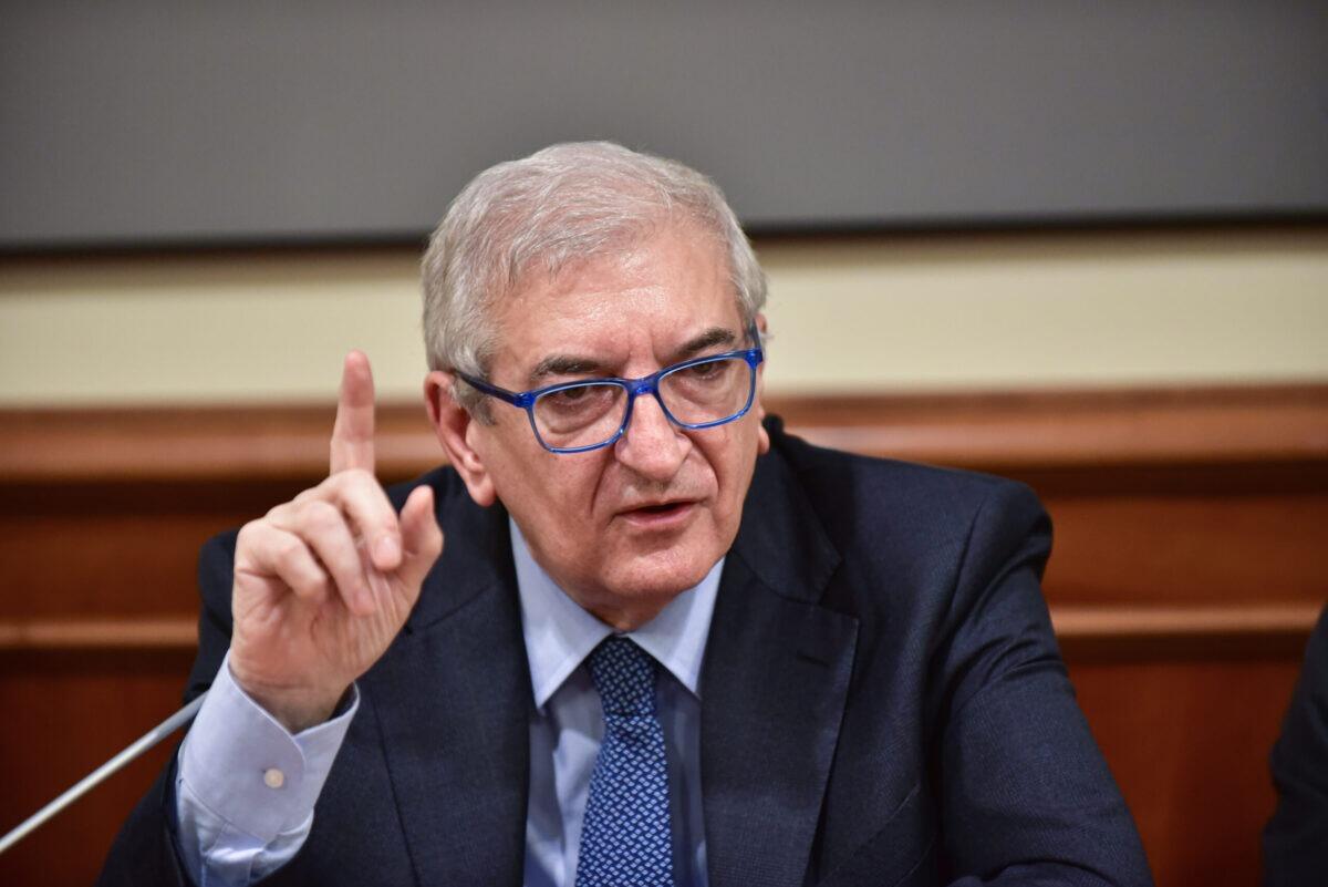 Foti diventa Ministro e Fitto si dimette | Scopri chi potrebbe prendere il suo posto! -
