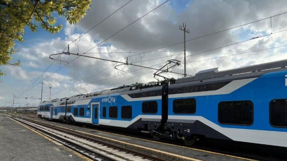 Treni bimodali per il Sud | Scopri perché questa innovazione potrebbe rivoluzionare il tuo viaggio! -