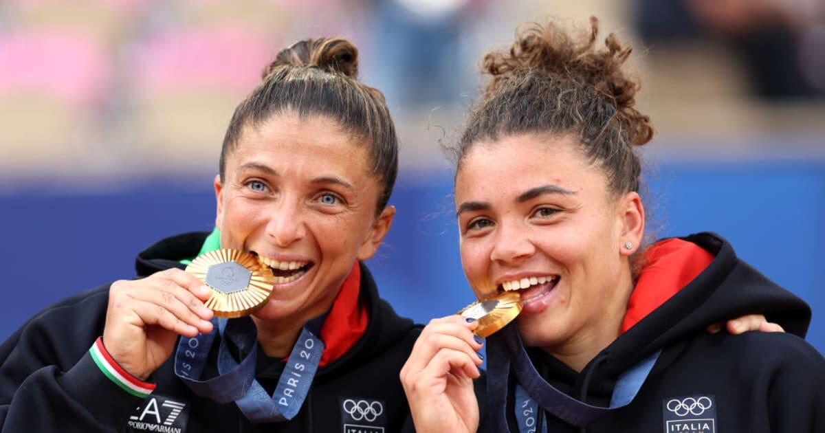 Tennis italiano sul podio | Scopri perché il miglior doppio femminile ha sorpreso tutti!