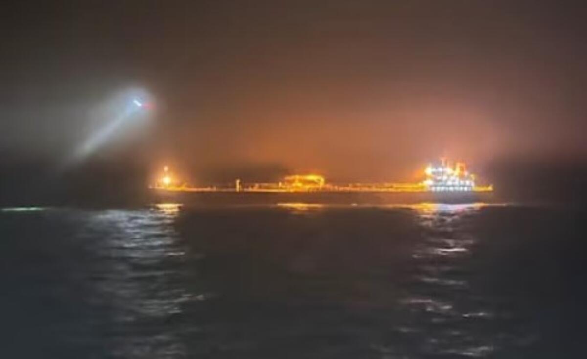 Finlandia Sequestra Petroliera Ombra Russa | Scopri il Legame Inaspettato con il Sabotaggio Sottomarino! - 