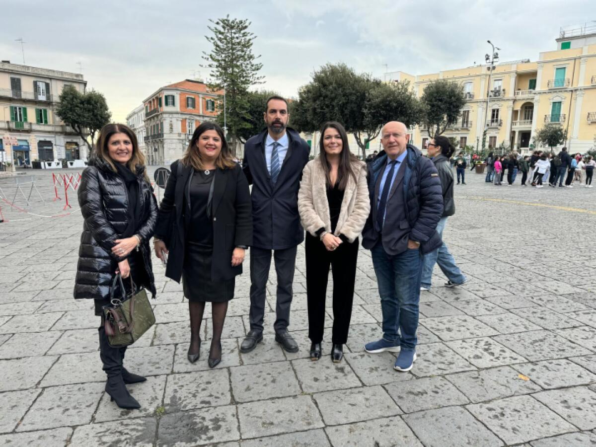 “Comune di Messina accoglie disabilità nel cuore della città | Scopri perché il sindaco Basile chiama a raccolta per abbattere le barriere!”