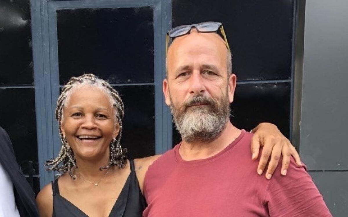 Un viaggiatore italiano muore misteriosamente dopo un viaggio in Congo | La verità sulla malattia sconosciuta che ha scosso il paese! - 