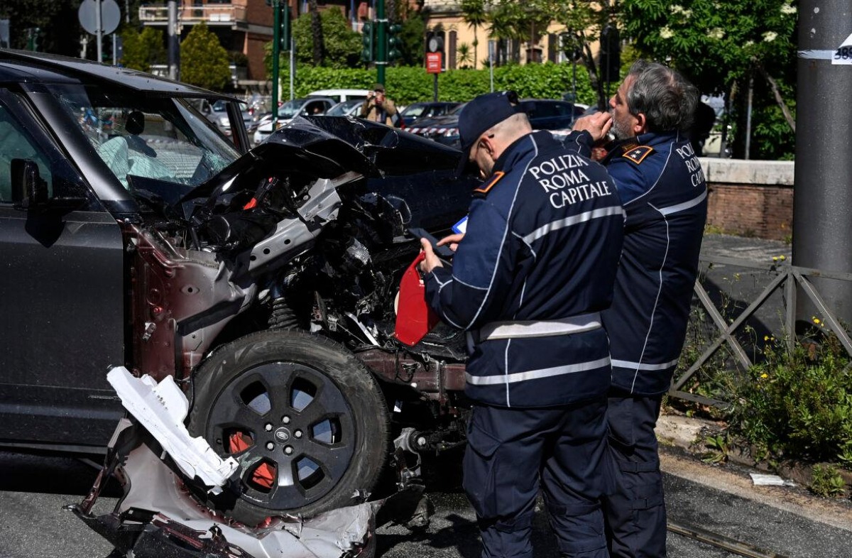 Roma si tinge di rosso: 30 incidenti solo a Capodanno, due morti 