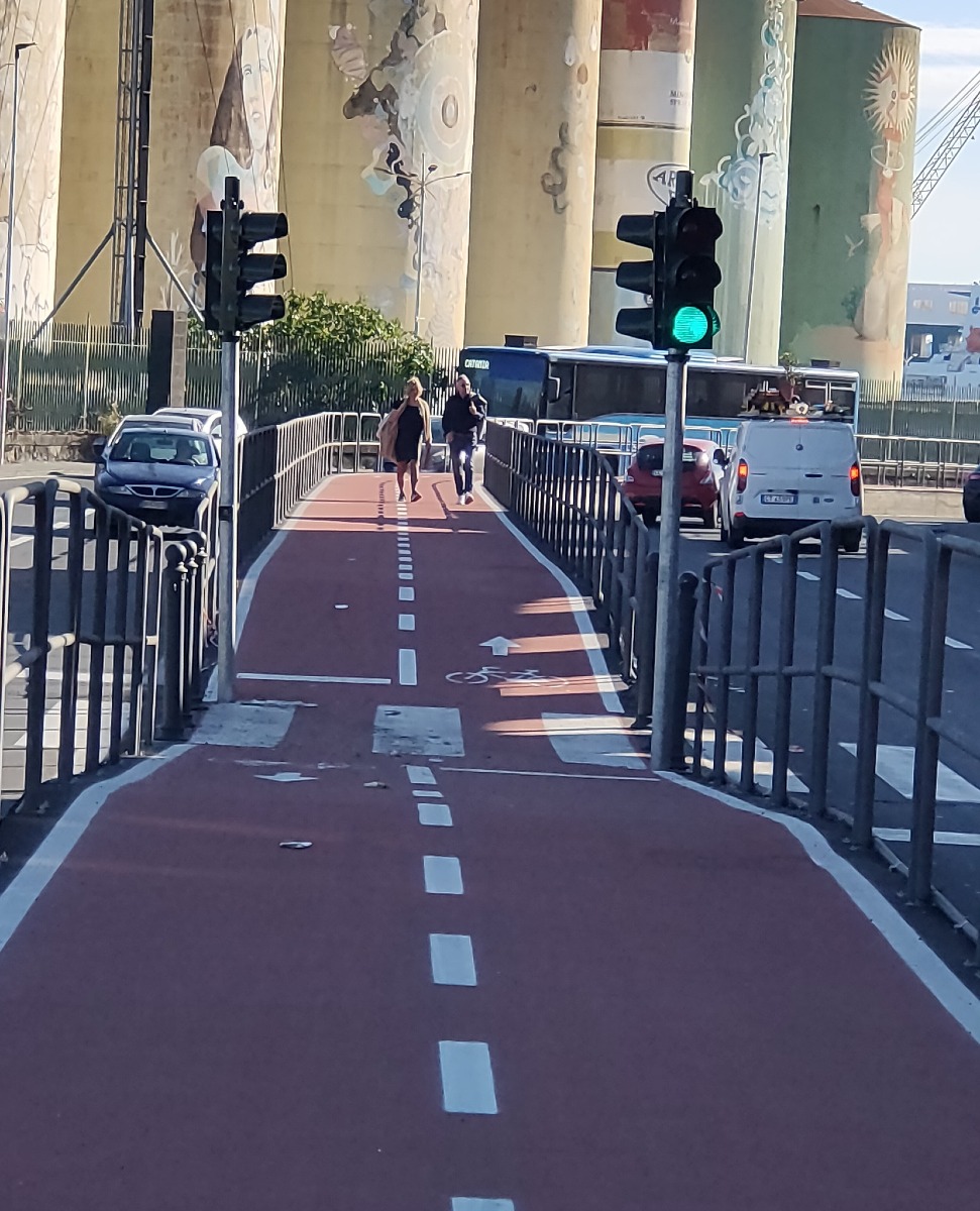 Apre ufficialmente la Pista ciclabile del Porto di Catania