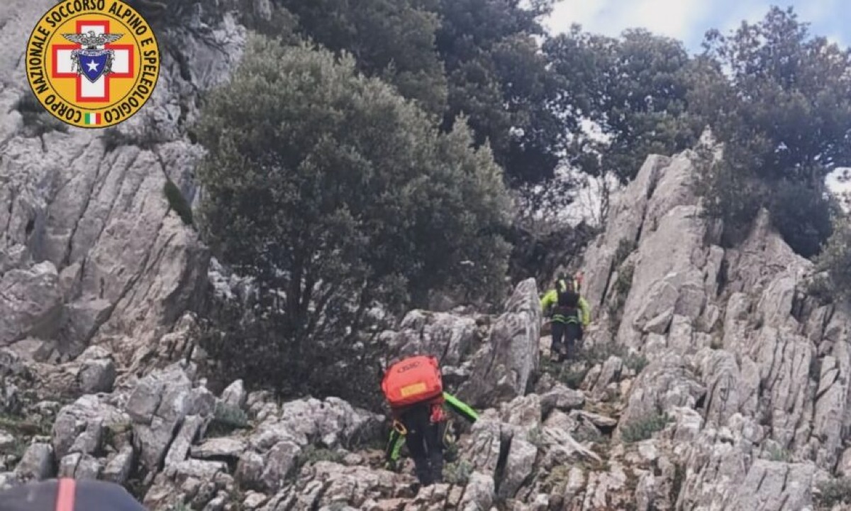 Incidente mortale per escursionista: caduta fatale di 20 metri