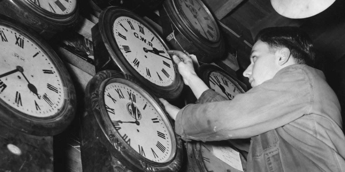 L’adozione dell’ora legale nel 1965: un dettaglio che ha cambiato le giornate degli italiani -