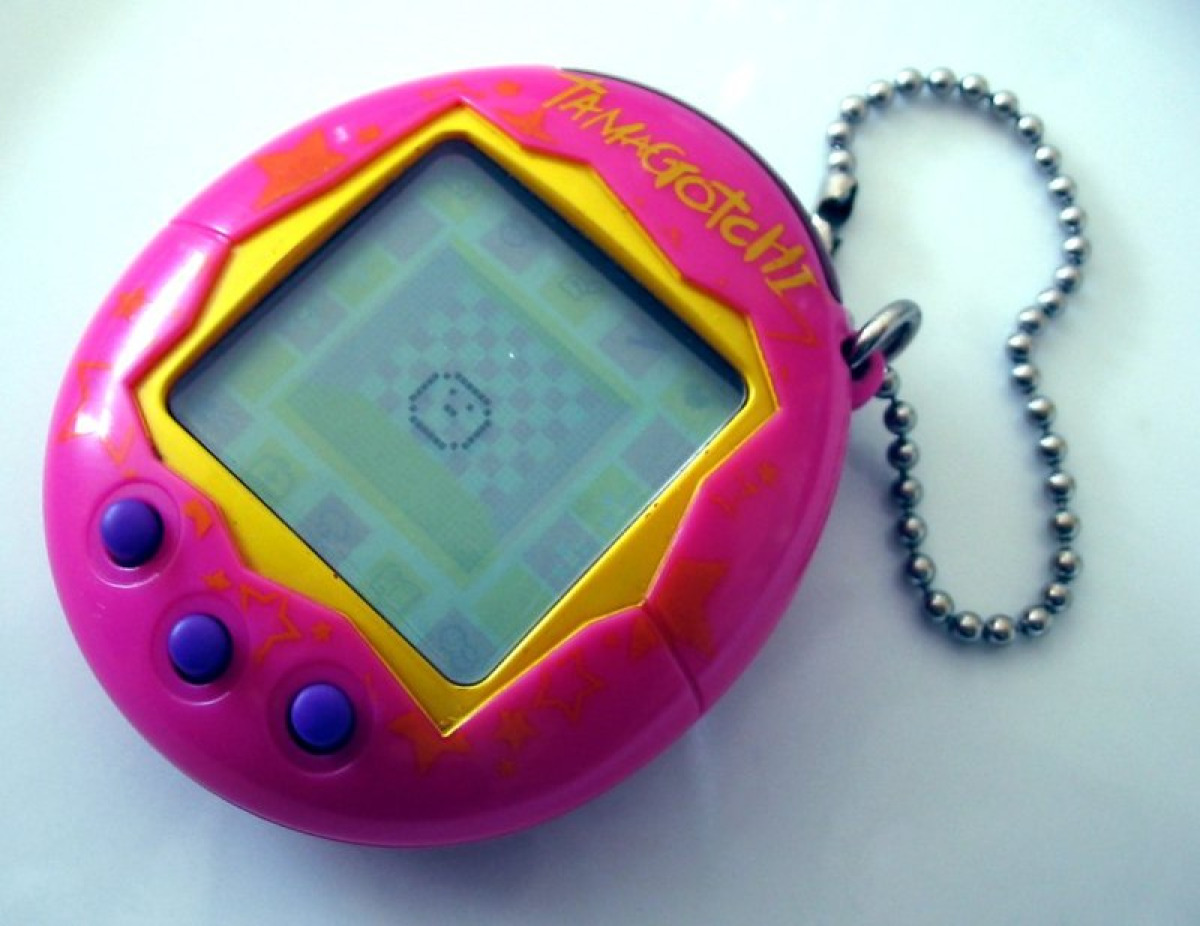 Tamagotchi: l’amico virtuale che ha insegnato responsabilità e pazienza