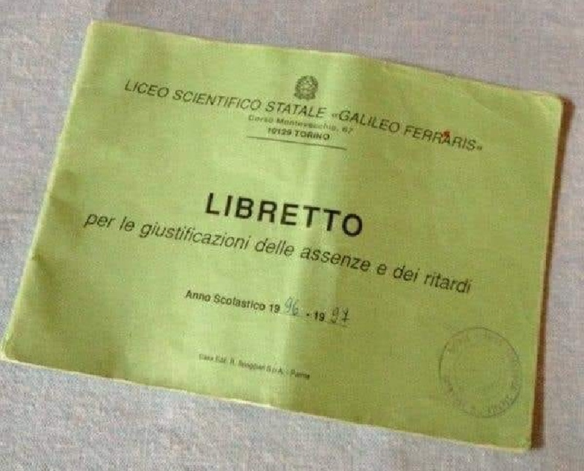 Il mitico libretto delle giustificazioni: storie di scuola e di ingegno