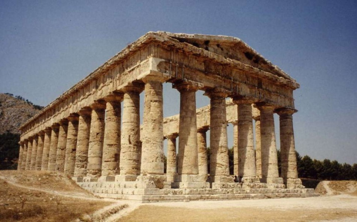  Il tempio di Segesta a Trapani | La storia incredibile (e che non conosci) della città senza nome