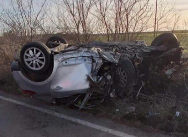 Il ribaltamento dell’auto è fatale: incidente mortale per 55enne