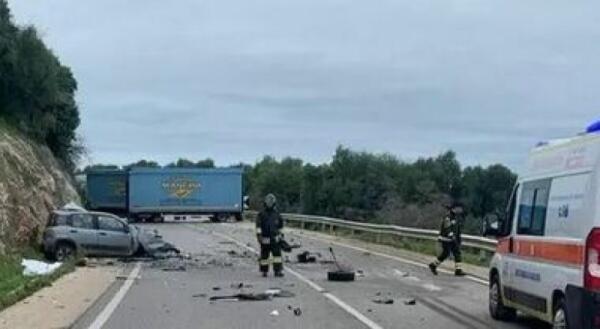 Incidente mortale: 23enne perde la vita nello scontro col tir