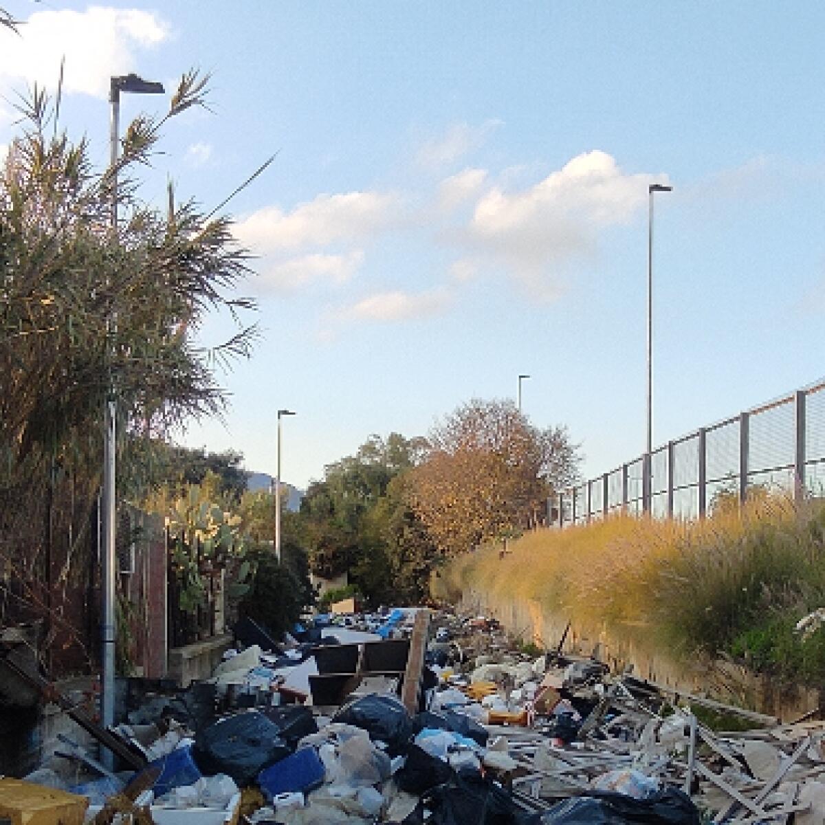 Palermo è in pericolo | Scopri perché una discarica a cielo aperto minaccia la sicurezza pubblica!