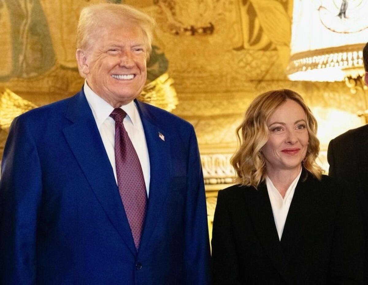 Meloni sorprende Washington con auguri a Trump | Scopri come l'Italia potrebbe diventare il nuovo alleato strategico degli Stati Uniti!