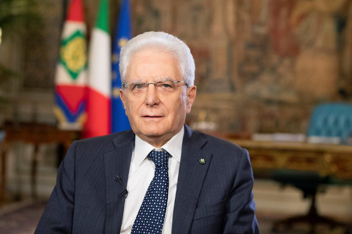 Dieci Anni di Presidenza: Sergio Mattarella viene eletto 12º Presidente della Repubblica Italiana, un Decennio di Cambiamenti e Sfide