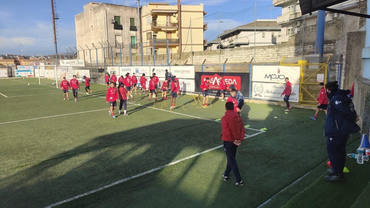 Modica calcio torna in campo con una spinta inaspettata | Sarà questa la chiave per superare il Misterbianco? - 