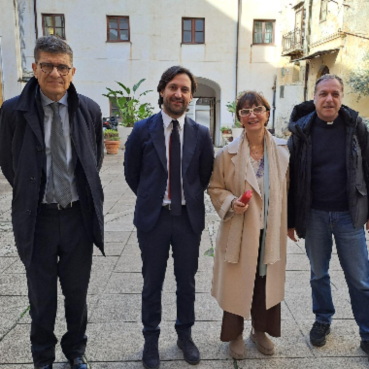 PALERMO: Il primo alloggio del progetto "Facciamo Casa" consegnato | Scopri come ex detenuti stanno cambiando la vita delle persone fragili! - 
