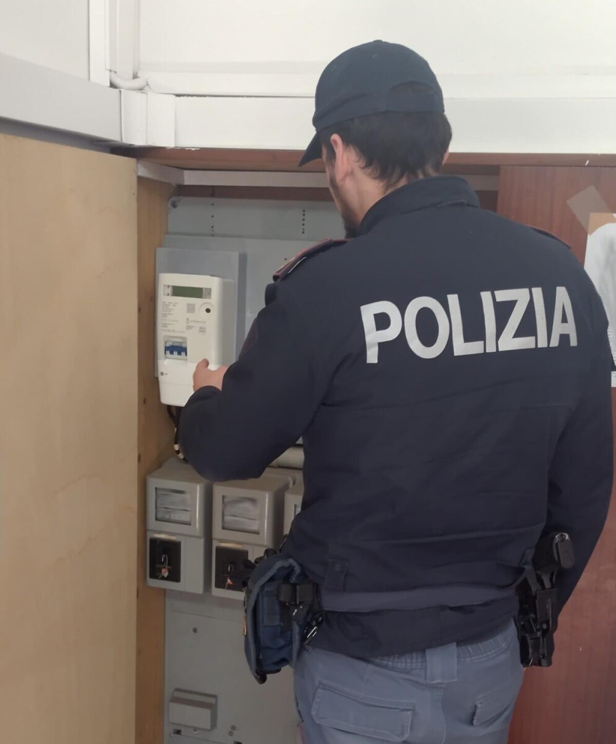 Polizia scopre furto di energia da migliaia di euro | Ecco perché la situazione potrebbe essere più grave di quanto pensi! - 