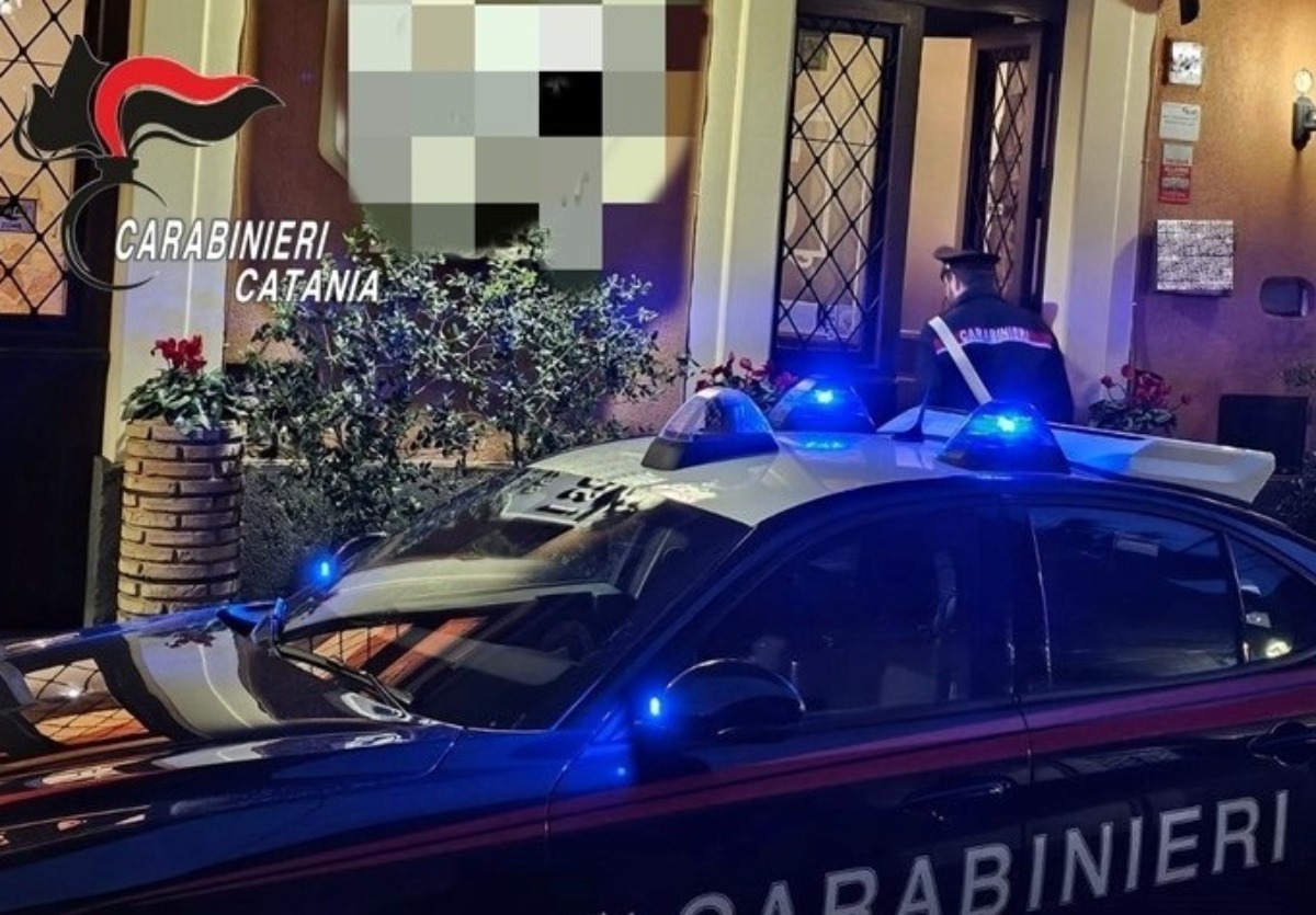 Furto in un ristorante di Trecastagni: due fratelli coinvolti - 