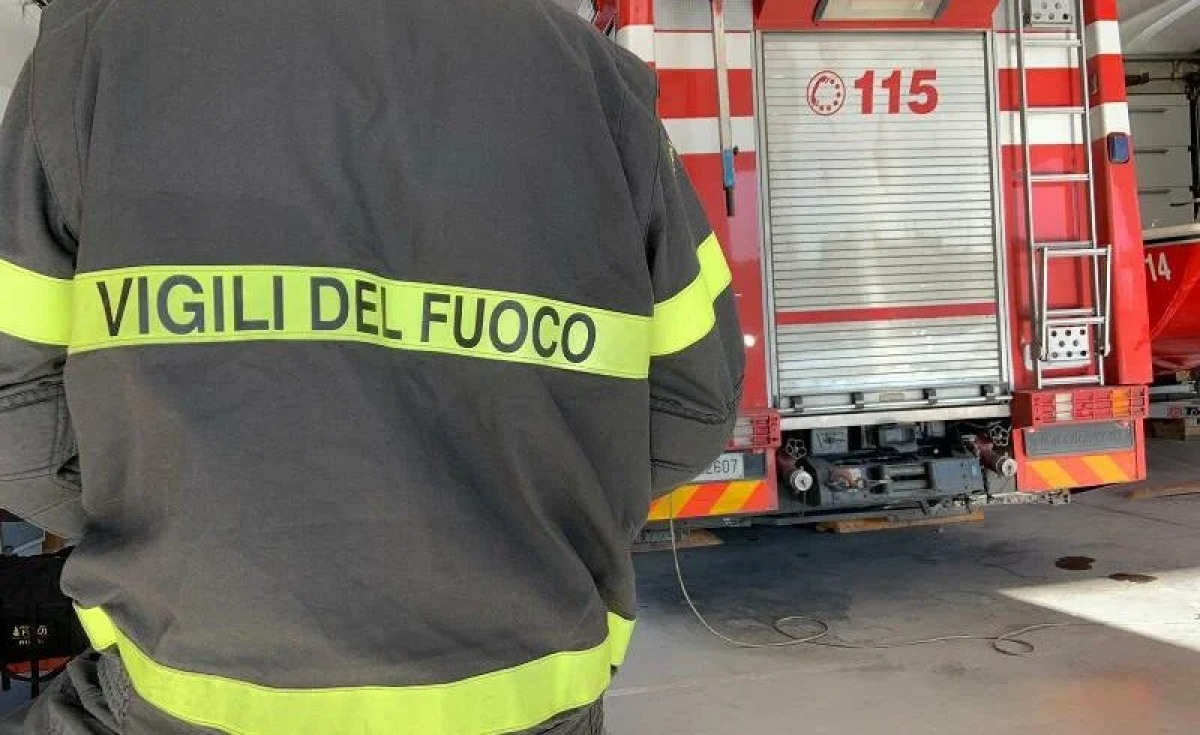 Incidente stradale a Belpasso: paura all'incrocio tra via III Retta Levante e IV Traversa - 