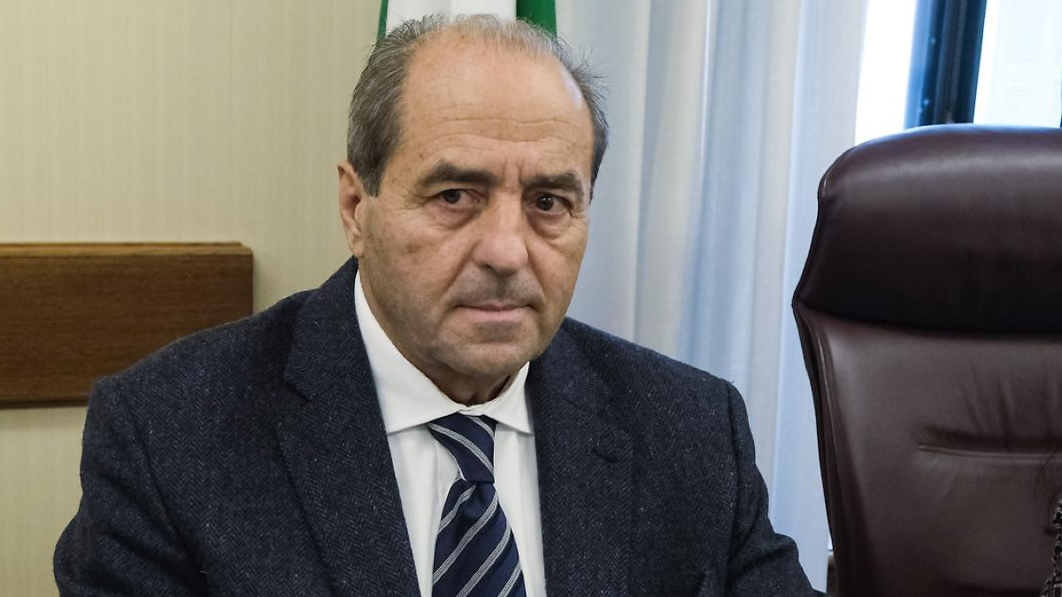 QUIZ: Antonio Di Pietro, simbolo della giustizia o politico scomparso? - 