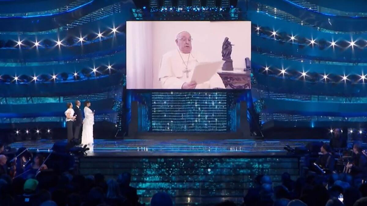 Papa Francesco al Festival di Sanremo? | La verità dietro il video che ha fatto scalpore! - 