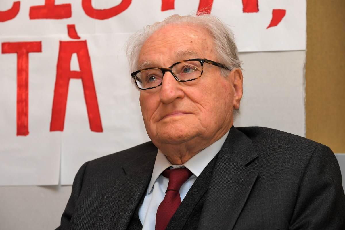 Addio al partigiano Alessio: il commovente tributo a un eroe dimenticato | Scopri il suo incredibile lascito per la sinistra italiana! - 