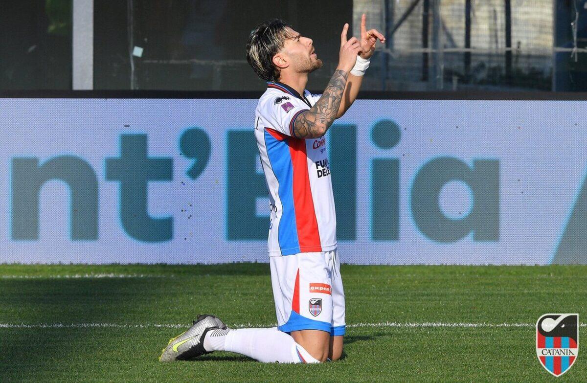 Esordio da sogno per Andrea De Paoli nel Catania FC | Può un attaccante trionfare in un momento così difficile? - 