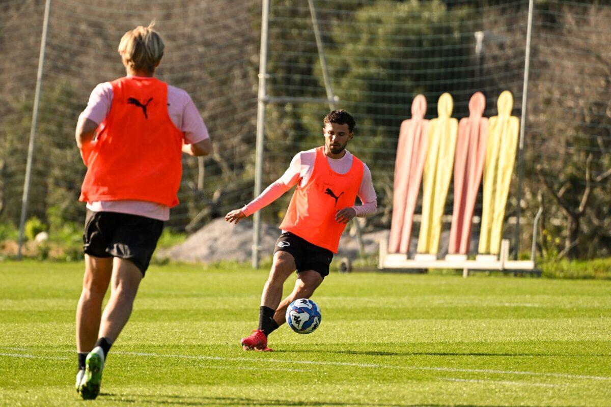 Palermo FC in piena forma con doppio allenamento | Scopri il segreto dietro la loro intensità! -