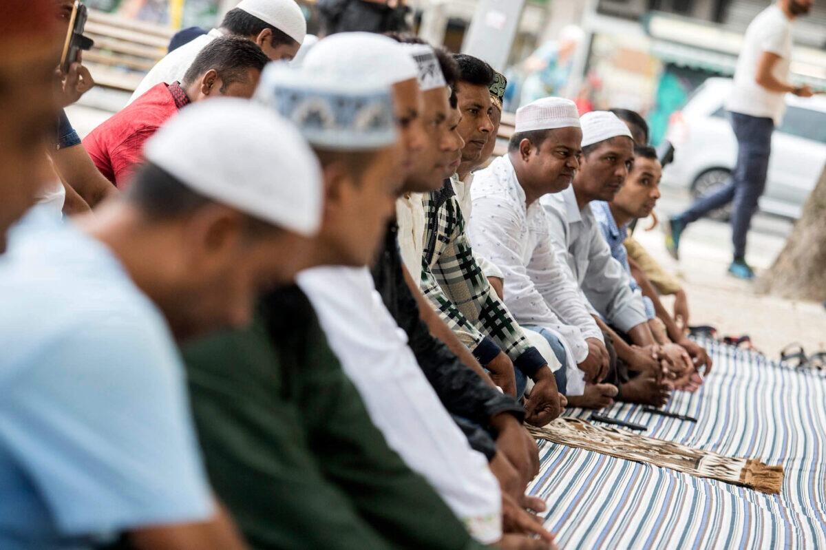 La proposta choc di rendere festivo l'Eid Al-Fitr in Italia | Il dibattito sul pluralismo religioso divide il Paese -