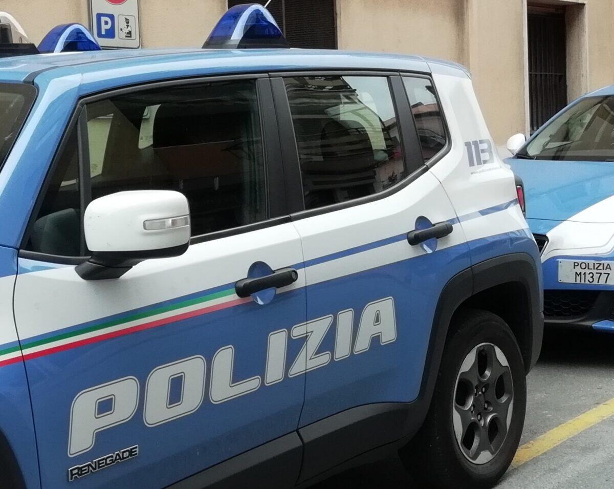 Polizia di Trapani rintraccia rapinatore con una scacciacani | Scopri come la tecnologia ha messo fine al terrore in un tabaccaio! - 