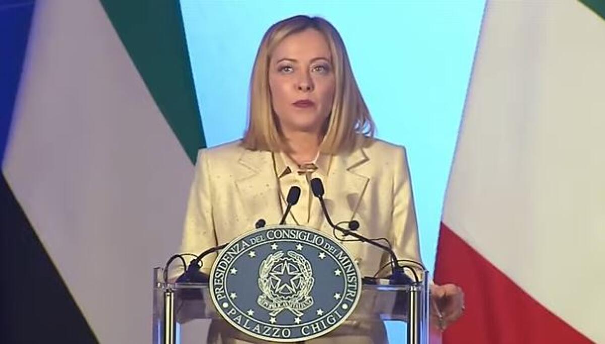 Italia ed Emirati alleati: 40 miliardi di investimenti che cambieranno il nostro futuro! | Scopri perché questa intesa è più potente di quanto pensi! -