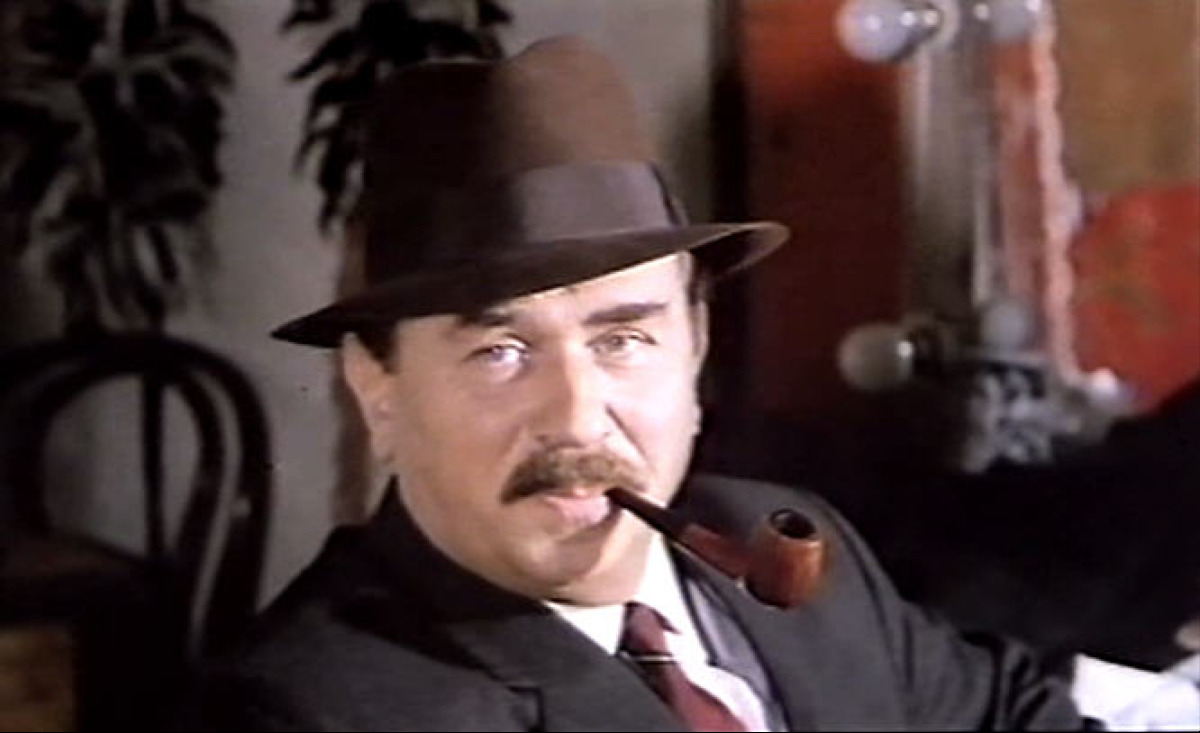 QUIZ: Il Commissario Maigret, il poliziesco che ha appassionato l’Italia! Quanto ne sai? -