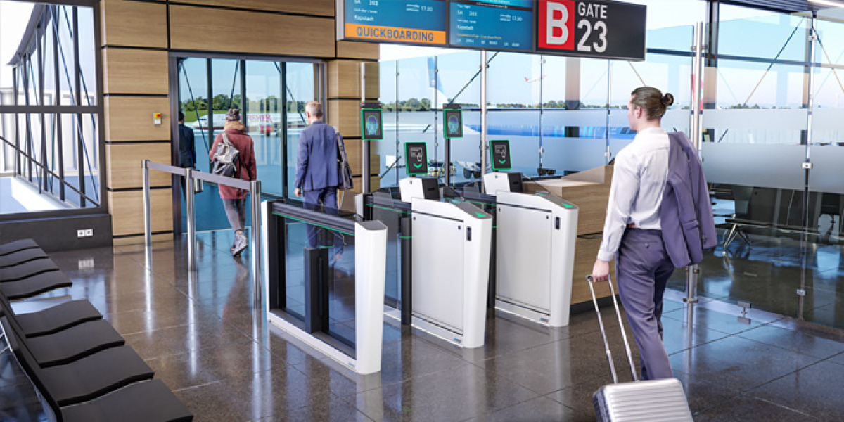 Viaggiatori avvisati: nuova multa all’aeroporto | 100€ per chi arriva tardi al gate -