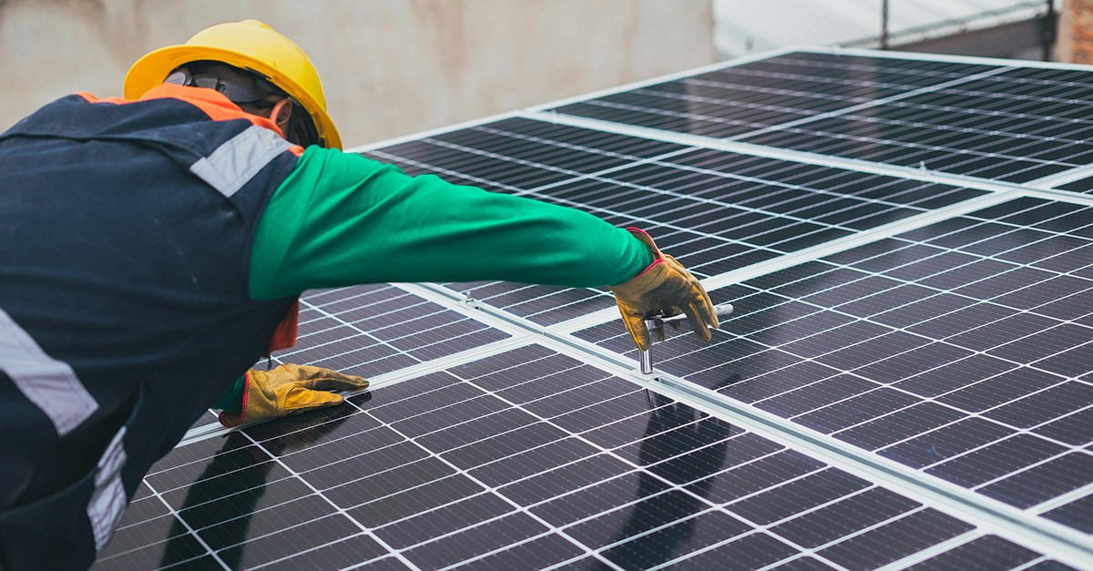 Pannelli fotovoltaici senza spese, lo Stato li regala a chi rientra in questa lista | Ecco come fare domanda -